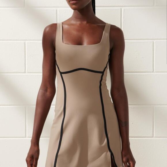 Abercrombie & Fitch Dresses & Skirts - Abercrombie YPB SculptLux Mini Dress Oat and Black Sz S Athletic Dress Great!